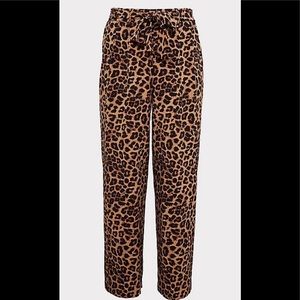 Torrid size 0 leopard crepe style 12/14